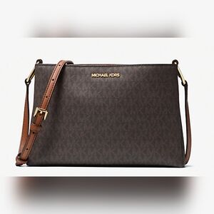 NWT Michael Kors Trisha Medium Logo Crossbody Bag $498 MSRP SOLD OUT ONLINE